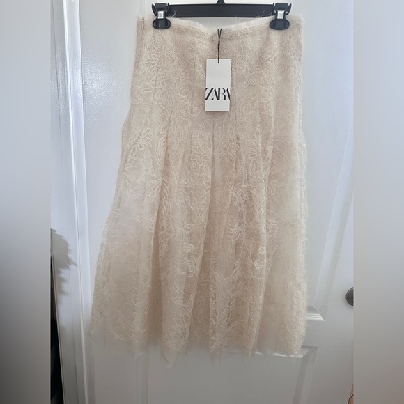 ZARA SEQUIN EMBROIDERED SKIRT - S - Picture 10 of 11